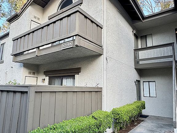 5th image of 22795 Lakeway Dr Unit 517