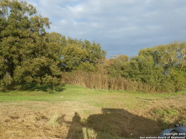 11600 US-87 S, Adkins, TX 78101