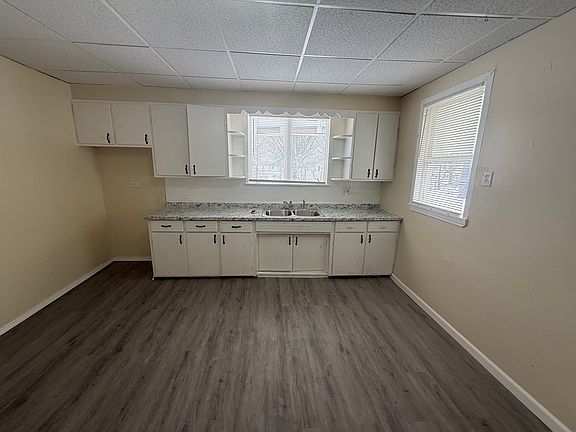 3rd image of 20 Sweet Ave #2