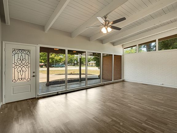 5th image of 502 W Texas Ave