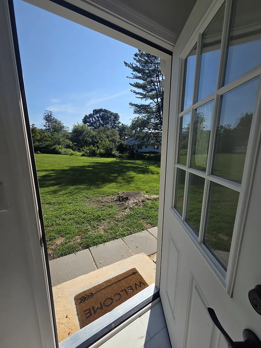 68 Country Ct photo 1
