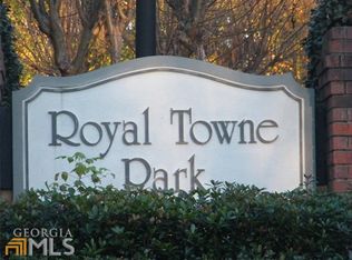 2813 Royal Path Ct, Decatur, GA 30030