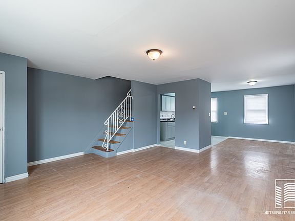 4th image of 621 Beach 65 St #65
