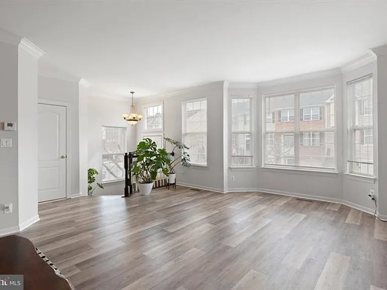 13340 Colchester Ferry Pl — Photo 10