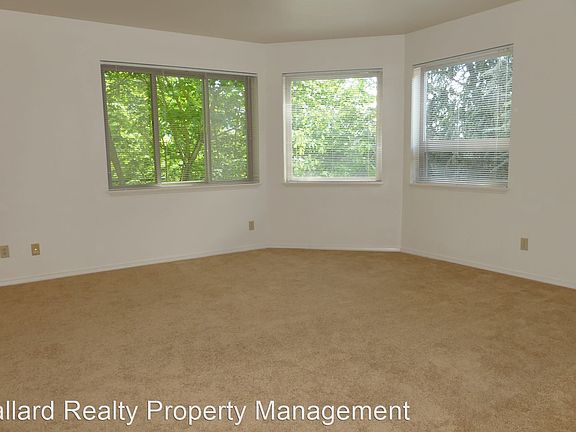 4th image of 8315 5th Ave NE #302