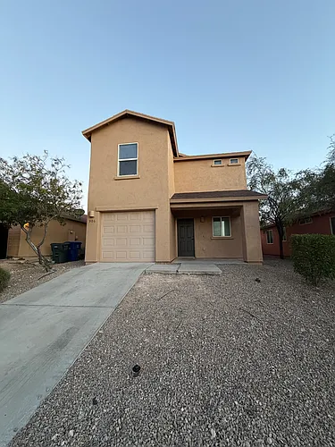 906 E Robert Hansen Dr Photo 1