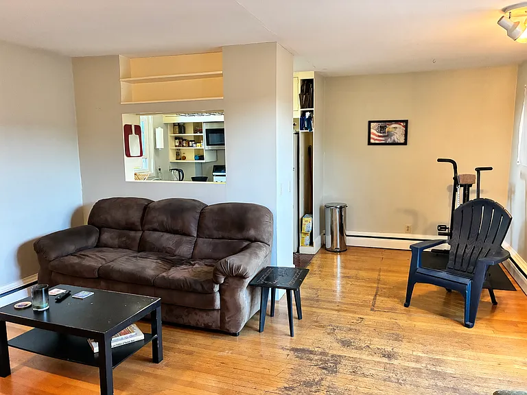 341 Washington St #3 — Photo 2