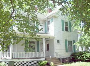 105 W Cortland St, Avon, IL 61415