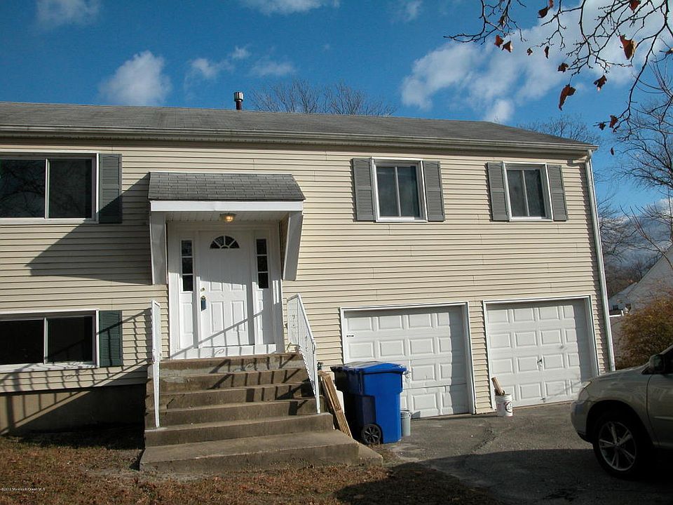 1st image of 901 Tudor Dr