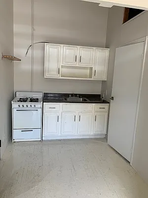 Rented by Carnegie Management Inc | media 33