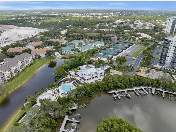 773 Wiggins Lake Dr #2, Naples, FL 34110