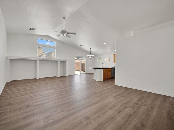 3rd image of 1112 Gary Carmena Ave