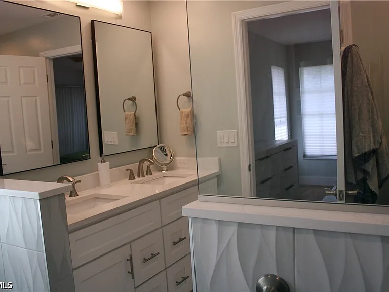 2580 Valparaiso Blvd — Photo 29