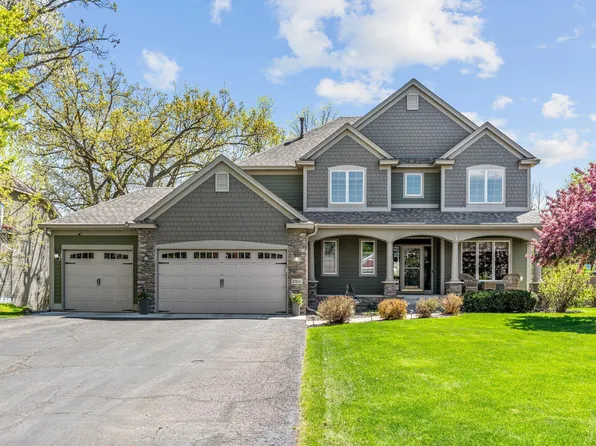 2306 Iverson Ct, Lino Lakes, MN 55038