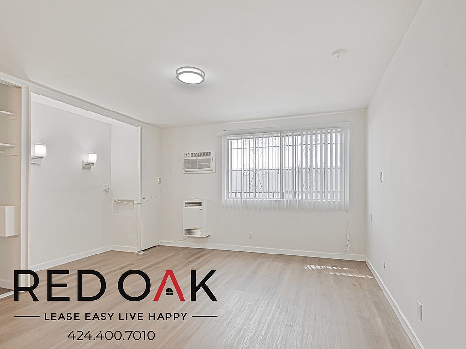1st image of 509 1/2 S Manhattan Pl #128