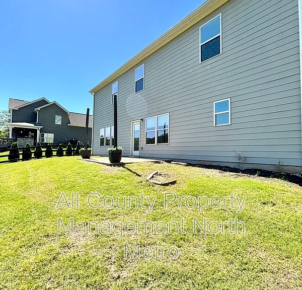 212 Creek View Pl — Photo 13