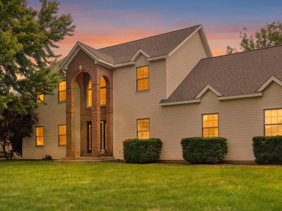 878 Wallin Dr, Jenison, MI, 49428
