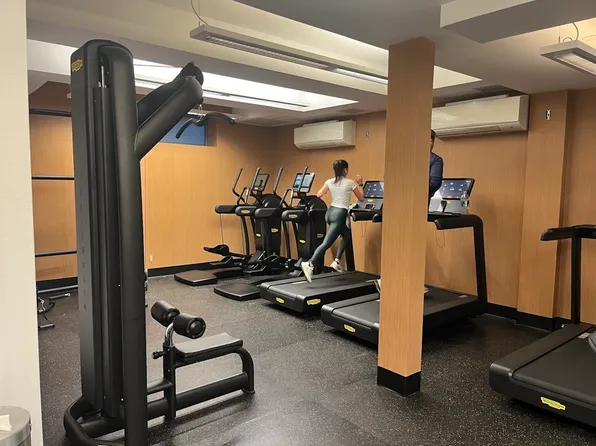 110 Horatio Street image 3 of 7