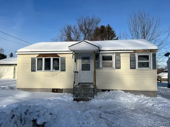 6 Mayberry Pl, New Hartford, NY 13413