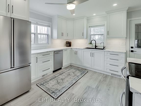 4th image of 33 Ridge Rd W