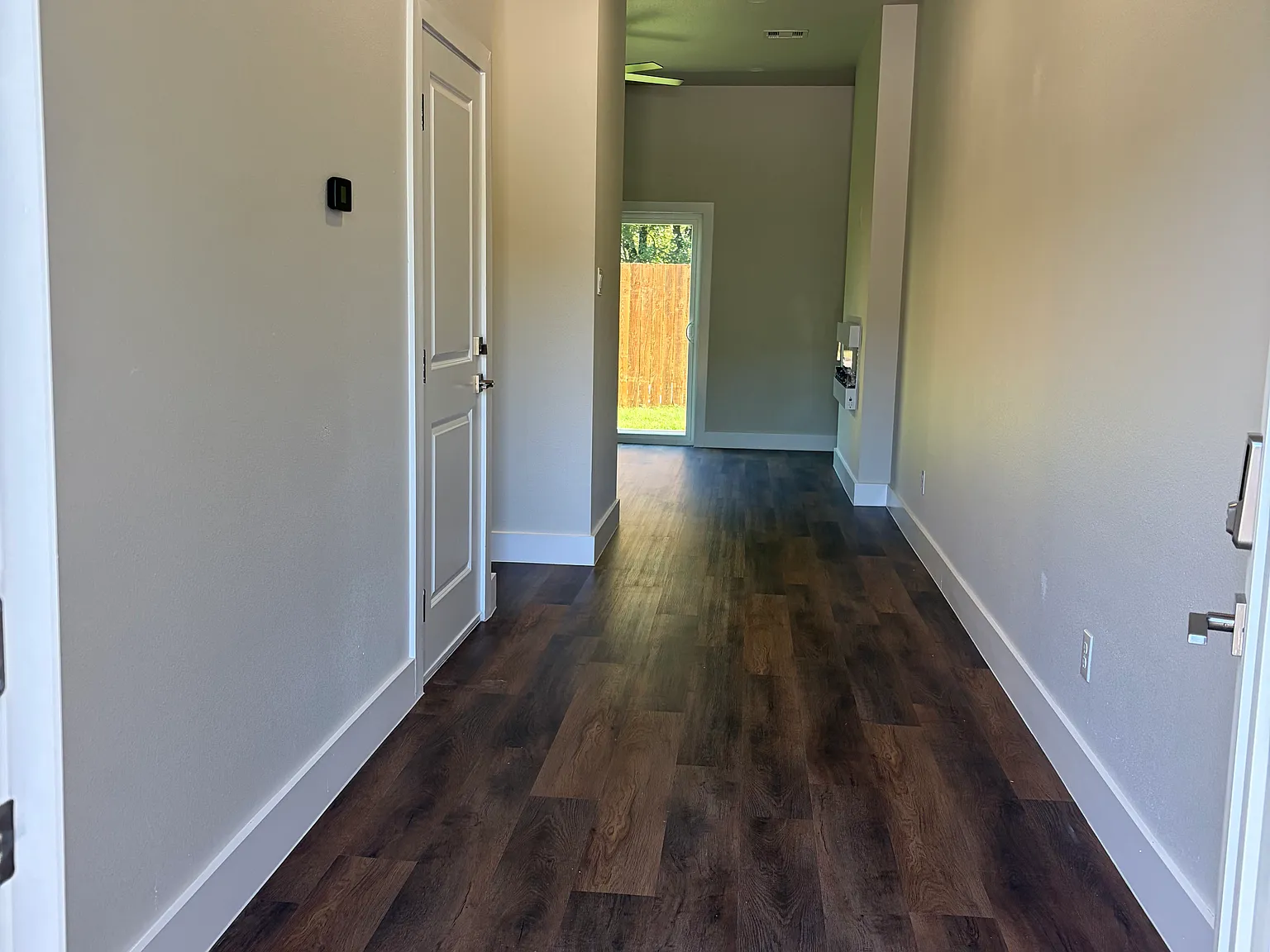Mountain Trail Townhomes — Photo 3