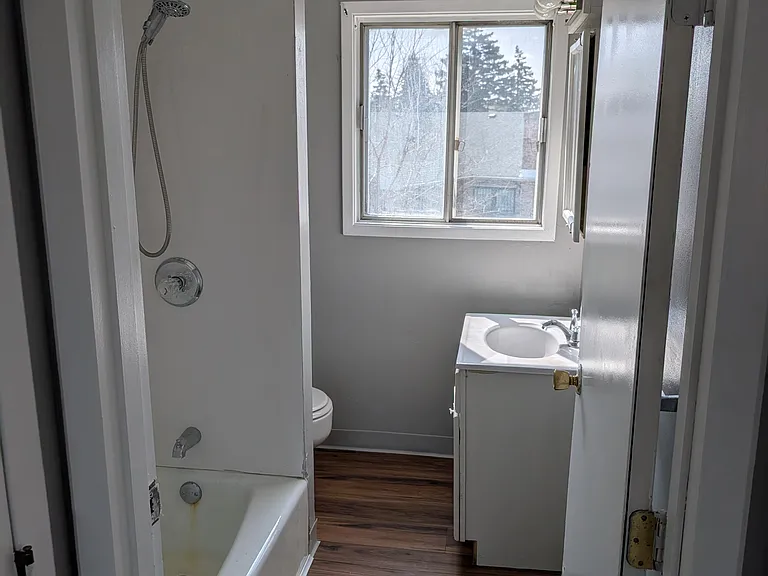 2605 E 141st Pl — Photo 7