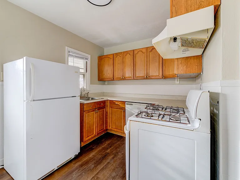 7724 Horatio Dr — Photo 7