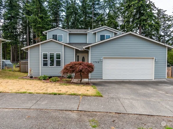 1755 NE 8th Avenue, Oak Harbor, WA 98277