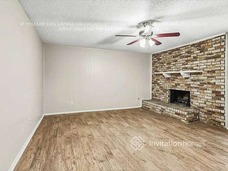 2609 Renwick Dr — Photo 6
