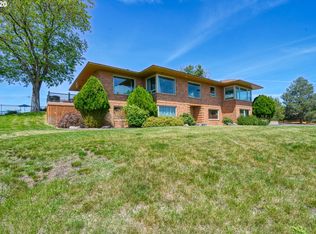 215 NW Johns Ln, Pendleton, OR 97801