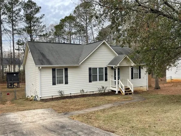 117 Peach Forest Pl, Douglasville, GA 30134