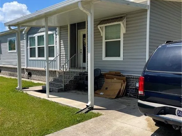 178 W 16th St, Vacherie, LA 70090