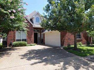 1512 Waterside Ct, Dallas, TX 75218