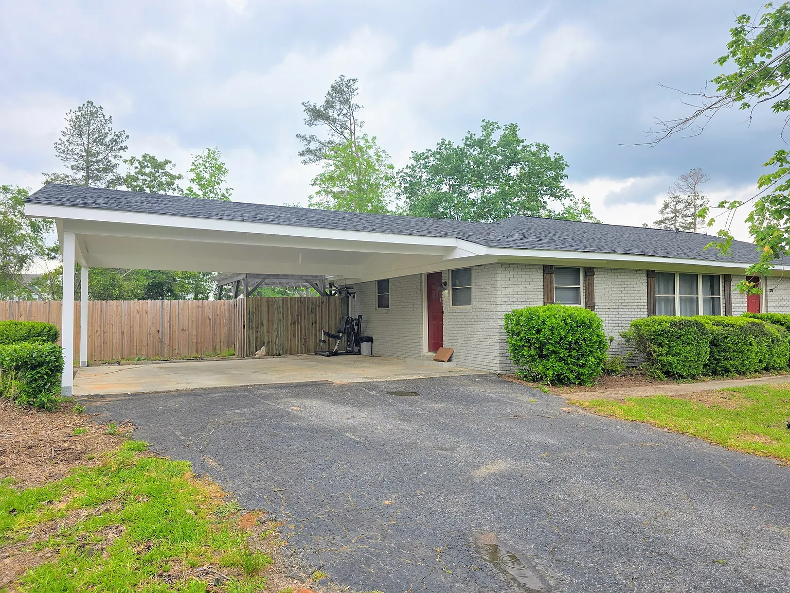 p278 624 N Fairview Drive - 1 — Photo 3