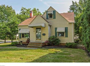1539 Curry Dr, Lyndhurst, OH
