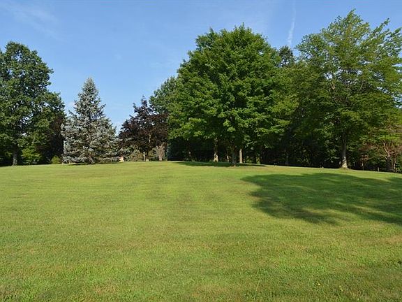 5th image of 3 Pine Brook Dr