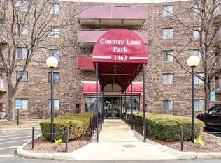 1463 Mercury Dr APT 203, Schaumburg, IL 60193