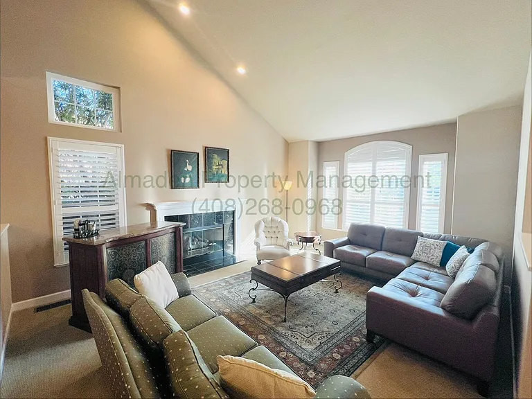 7000 Sterling Gate Ct — Photo 3