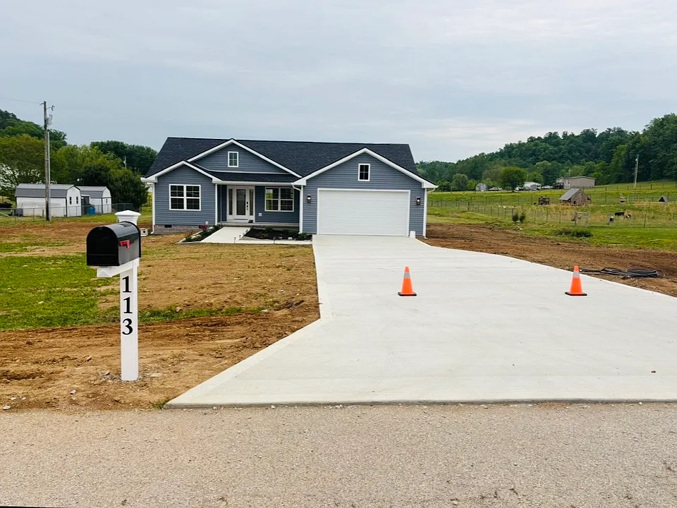 Spring Meadows Dr