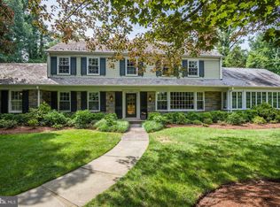 9304 Belmart Rd, Potomac, MD 20854