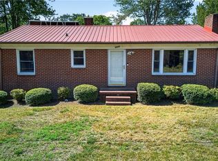 3400 Oak Ridge Rd, Summerfield, NC 27358