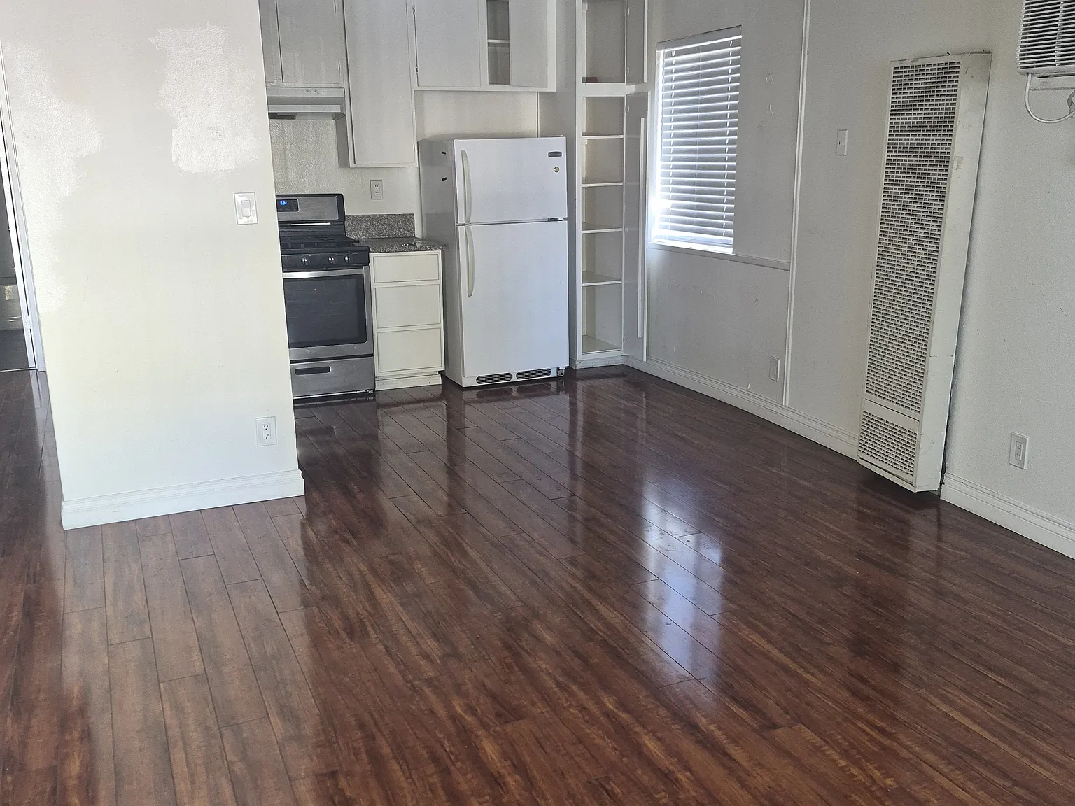 1 bed, 725 sqft, $1,675 — Photo 2