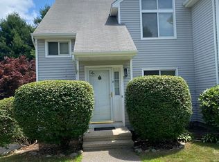 4 Daisy Dr #A, Seymour, CT 06483