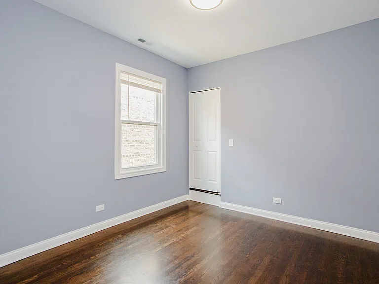 2906 N Harding Ave #2 — Photo 15