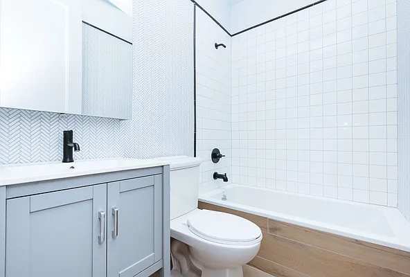 Rented by Nooklyn NYC LLC | media 31