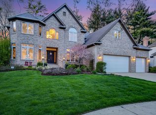 2311 Fleetwood Ct, Naperville, IL 60565