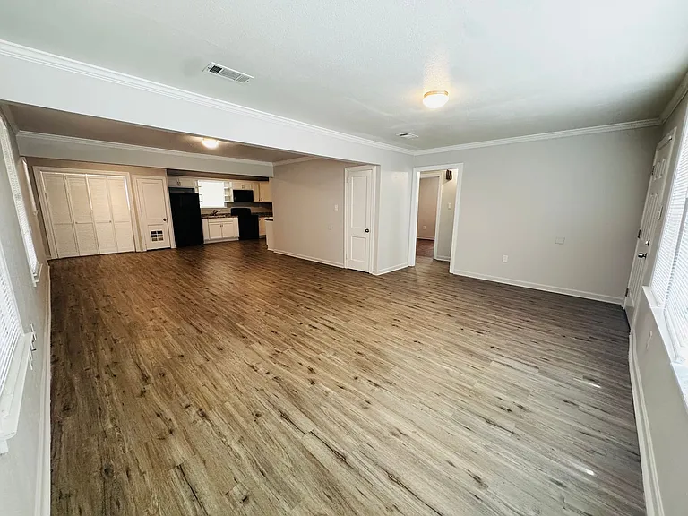 4431 Adams Ave — Photo 8