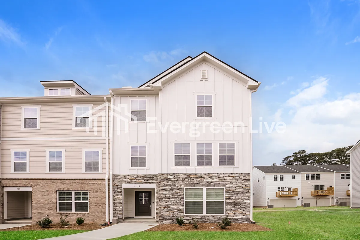 Building Photo - 558 Hodge Rd