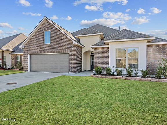 2nd image of 1004 Deer Meadow Blvd