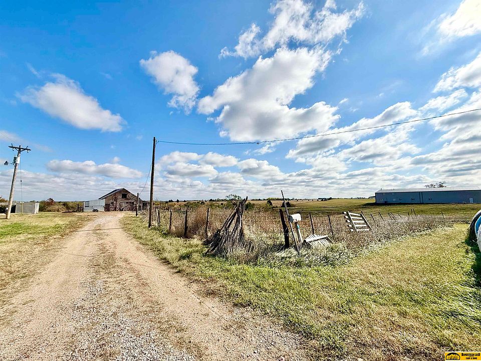 2nd image of 70890 Highway 15